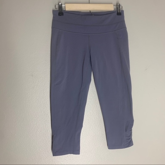 Athleta Balance Ruched Capri Leggings Purple Gray - Picture 2 of 10